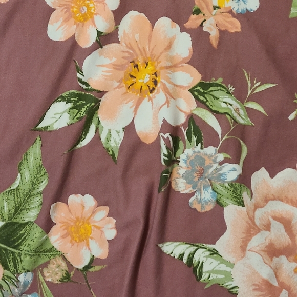 Dress - Picture 3 of 3